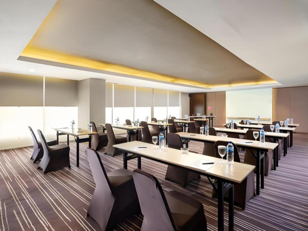 Artotel Suites Bianti Yogyakarta Exterior foto