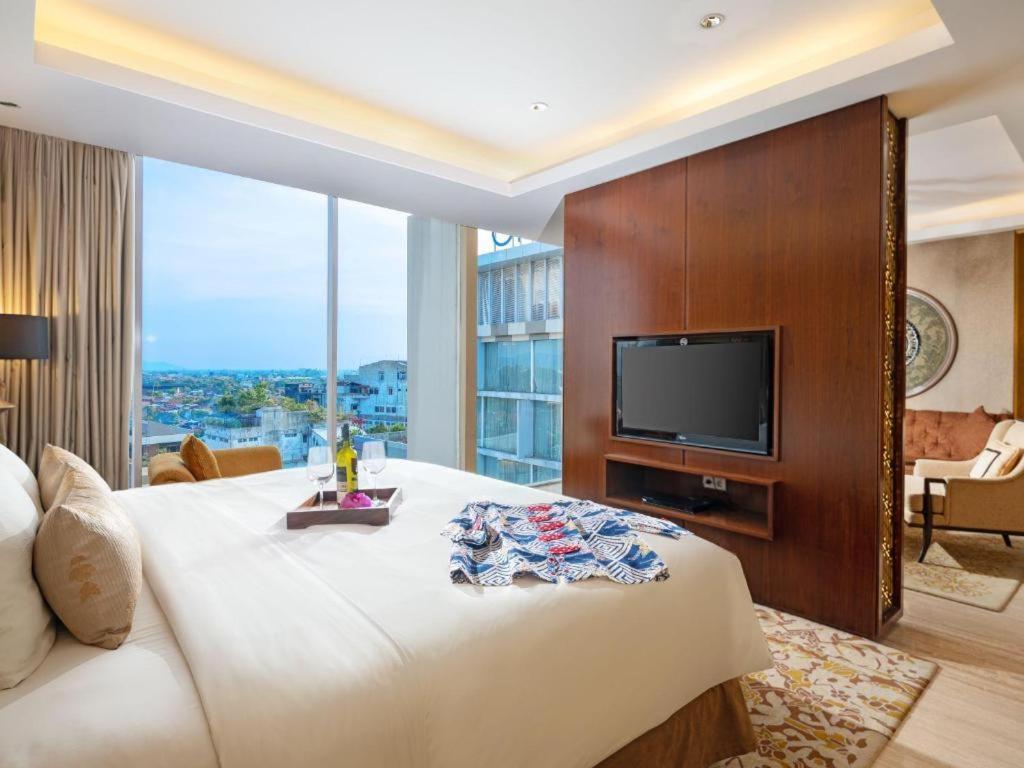 Artotel Suites Bianti Yogyakarta Exterior foto