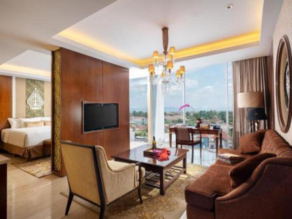 Artotel Suites Bianti Yogyakarta Exterior foto