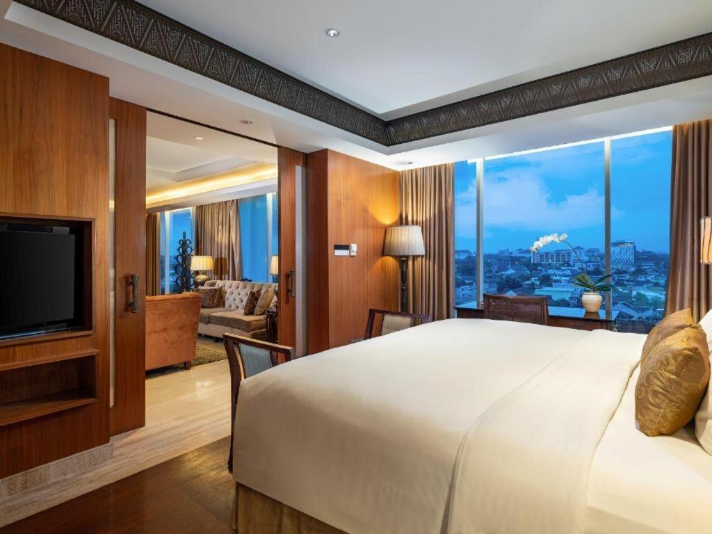 Artotel Suites Bianti Yogyakarta Exterior foto